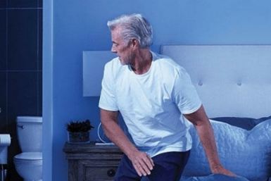 Ban đêm đi tiểu 2-3 lần, ban ngày cứ 1 tiếng buồn tiểu 1 lần!? - Chuyên gia tiết lộ thủ phạm này! Tình trạng thức dậy đi tiểu hơn 1 lần/ đêm hay đi tiểu liên tục hơn 8 lần/ ngày rất phổ biến ở cả nam và nữ từ độ tuổi 40 trở lên. Không chỉ gây mệt mỏi, mất ngủ mà tình trạng này kéo dài còn ảnh hưởng nghiêm trọng tới sinh hoạt và công việc của người mắc.